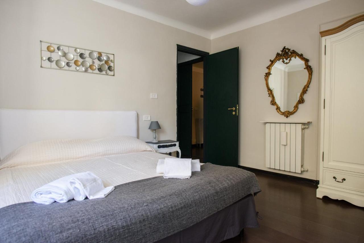 B&B Piccoli Leoni เจนัว ภายนอก รูปภาพ